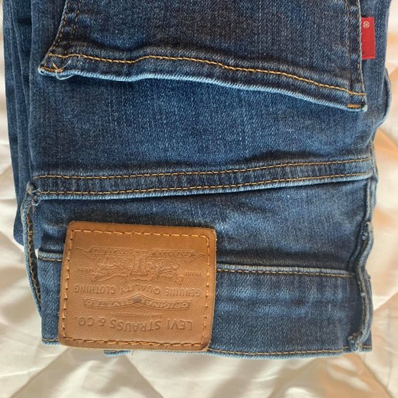 COPY - Levi's Mile High Super Skinny Dark Blue (S… - Picture 8 of 11